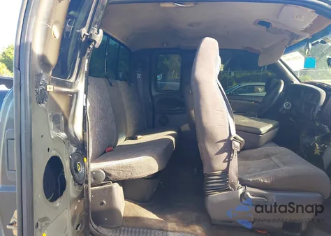 2001 Dodge Ram 1500 St from USA, damaged, VIN 3B7HF13Z81M523086